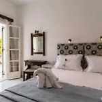Hotel Kalamia Dolphin