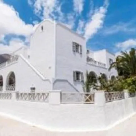 호텔 Kalamia Dolphin 페리사