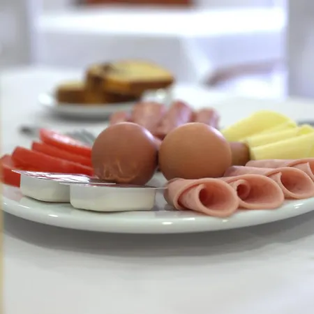 Kalamia Dolphin Szálloda